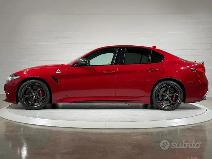 Alfa Romeo Giulia 2016 photo 2