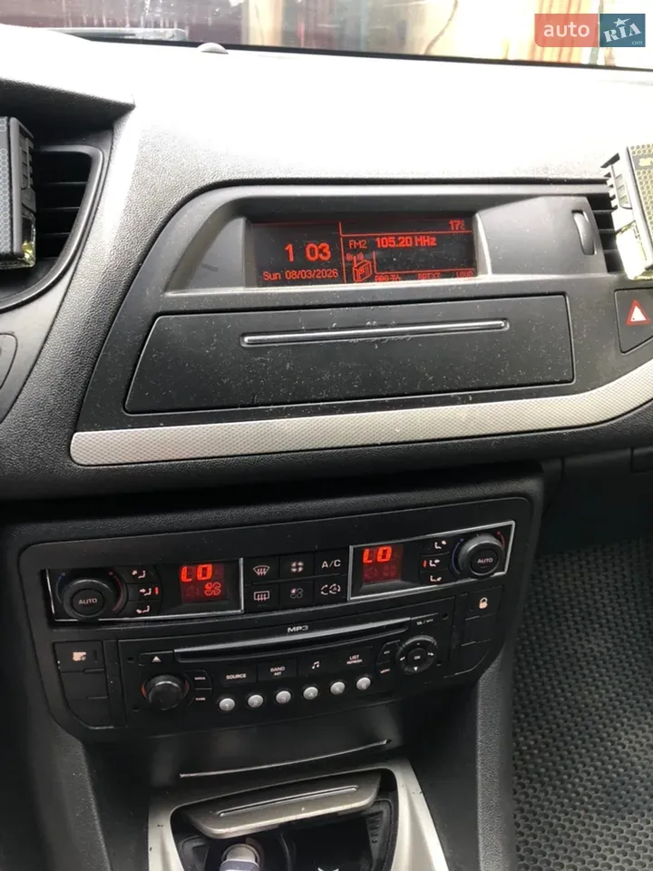 Citroen C5 2008 photo 2