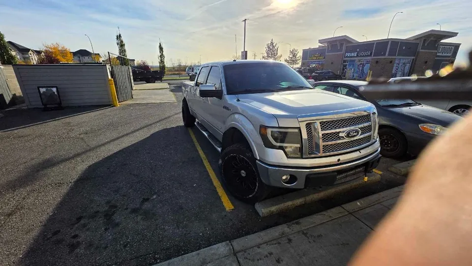 Ford F-150 2011 photo 2