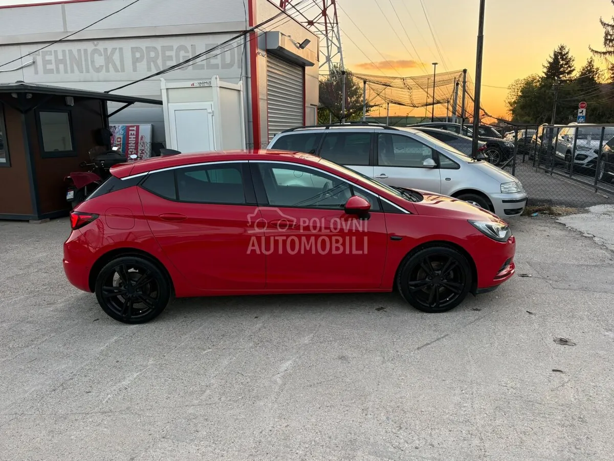 Opel Astra K 2015 photo 4