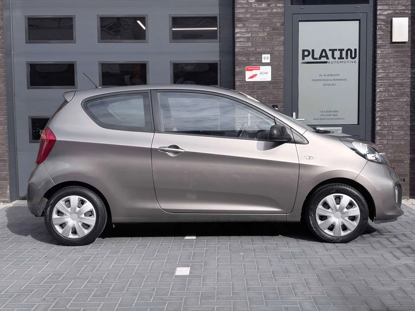 Kia Picanto 2012 photo 3