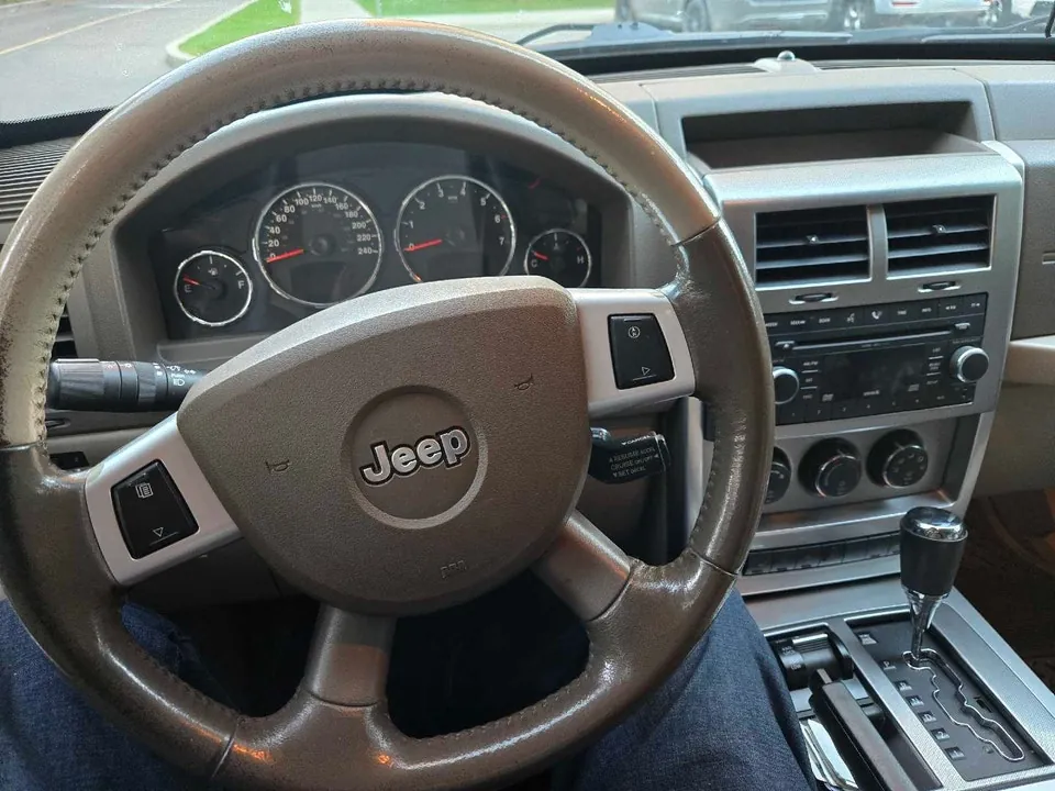 Jeep Liberty 2008 photo 5