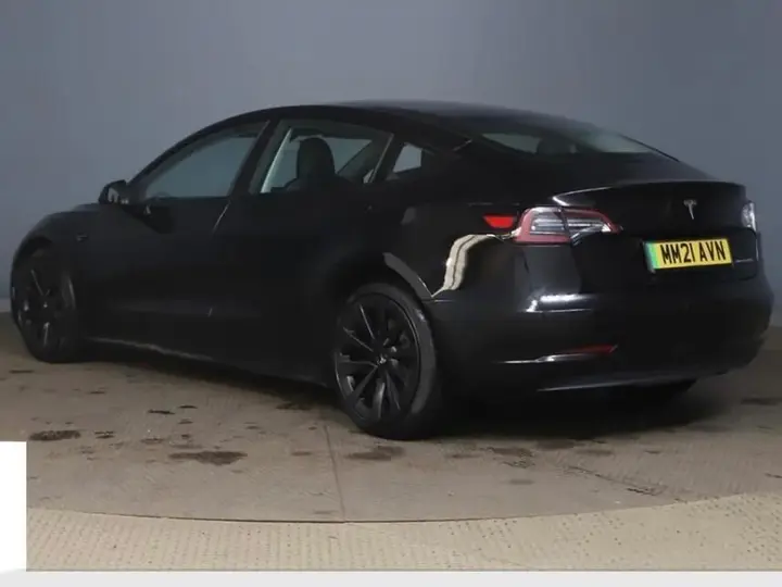 Tesla Model 3 2021 photo 4
