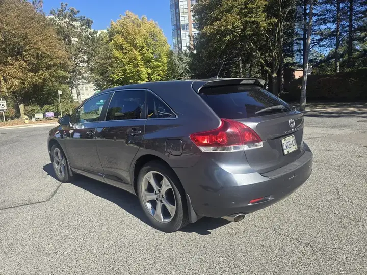 Toyota Venza 2013 photo 3