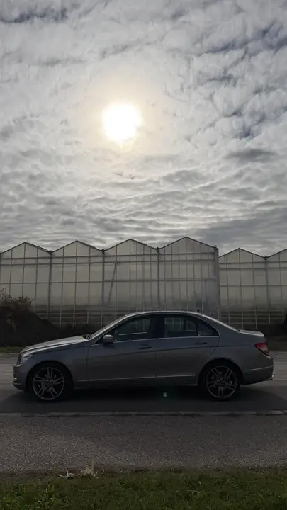 Mercedes-Benz C-Class 2011 photo 3