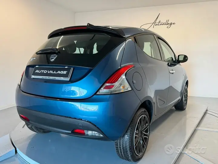 Lancia Ypsilon 2023 photo 5