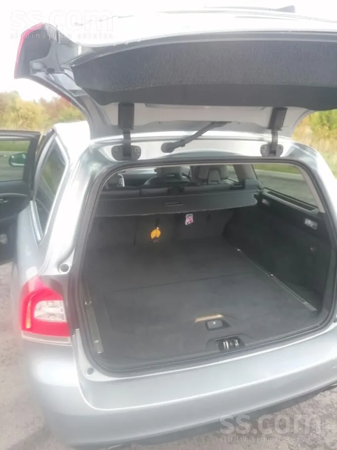 Volvo V70 2014 photo 5