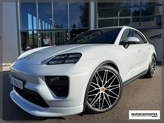 Porsche Macan 4