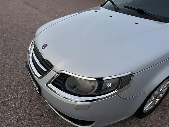 Saab 9-5 2008 photo 2