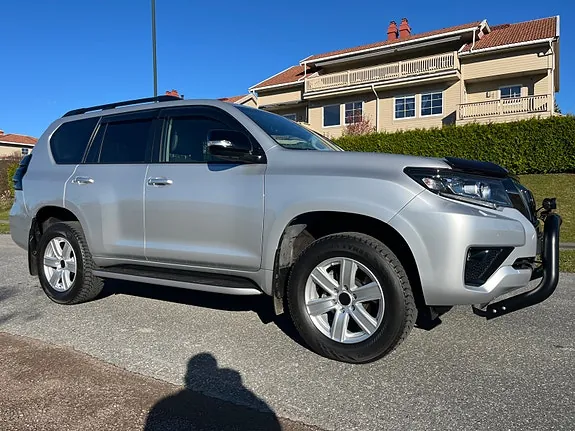 Toyota Land Cruiser 2020 photo 5