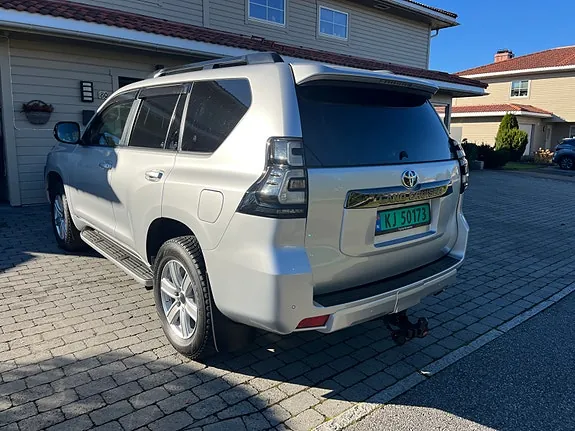 Toyota Land Cruiser 2020 photo 3
