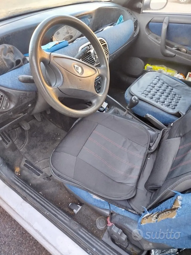 Lancia Ypsilon 1997 photo 5