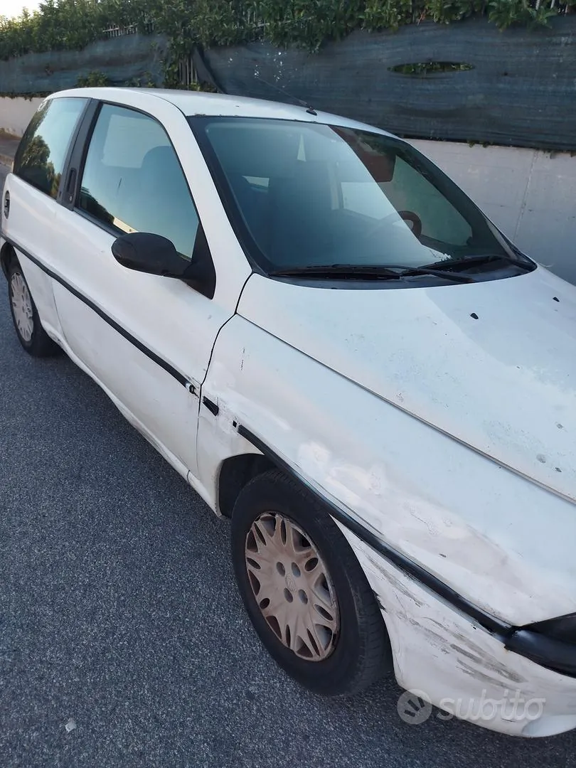 Lancia Ypsilon 1997 photo 2