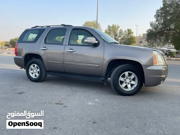 GMC Yukon 2012 photo 4