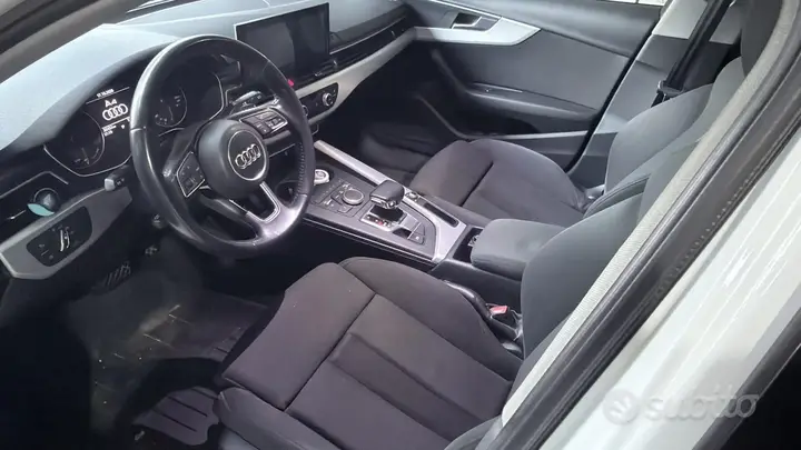 Audi A4 2021 photo 3