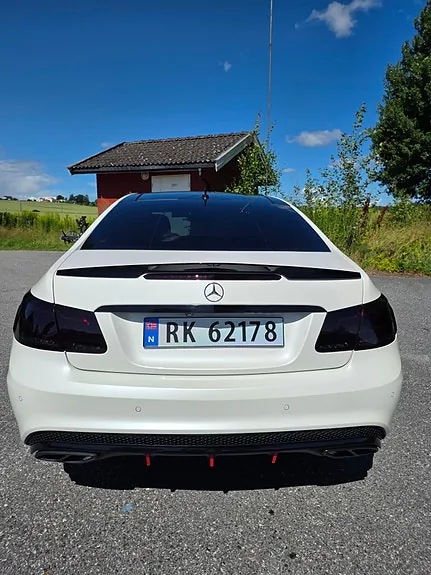 Mercedes-Benz E200 2013 photo 4