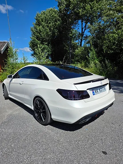 Mercedes-Benz E200 2013 photo 3
