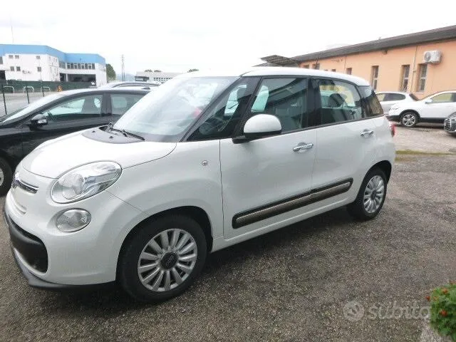 Fiat 500L 2014 photo 4
