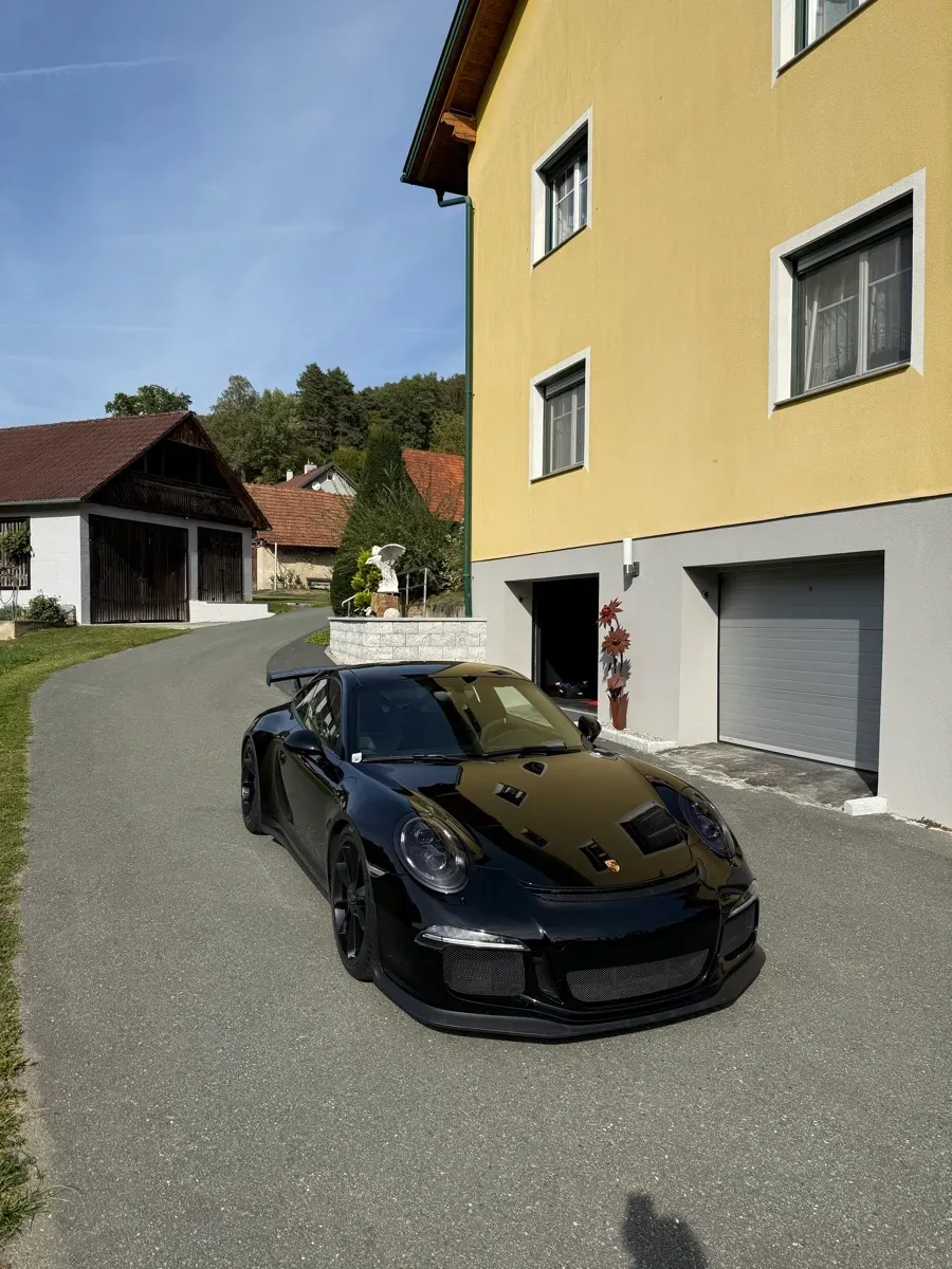 Porsche 911 2013 photo 2