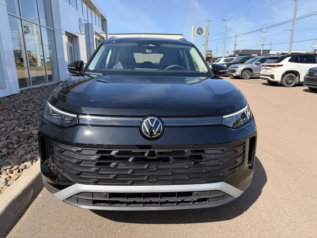 Volkswagen Tiguan 2025 photo 2