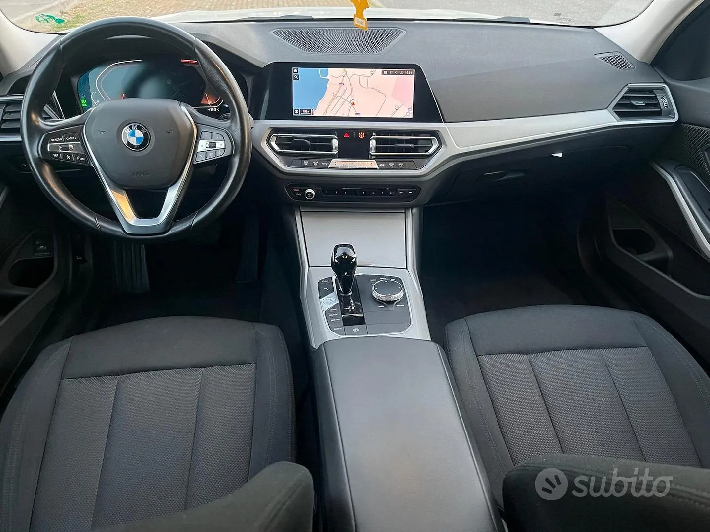 BMW 3 Series 2022 photo 5