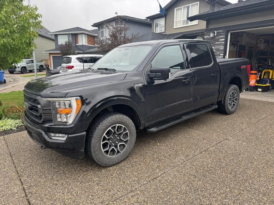 Ford F-150 2023 photo 2