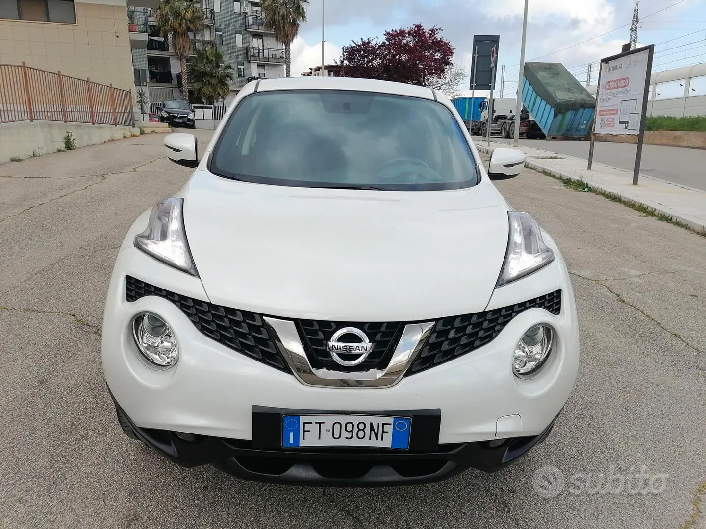 Nissan Juke 2019 photo 2