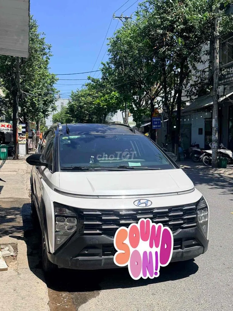 Hyundai Stargazer