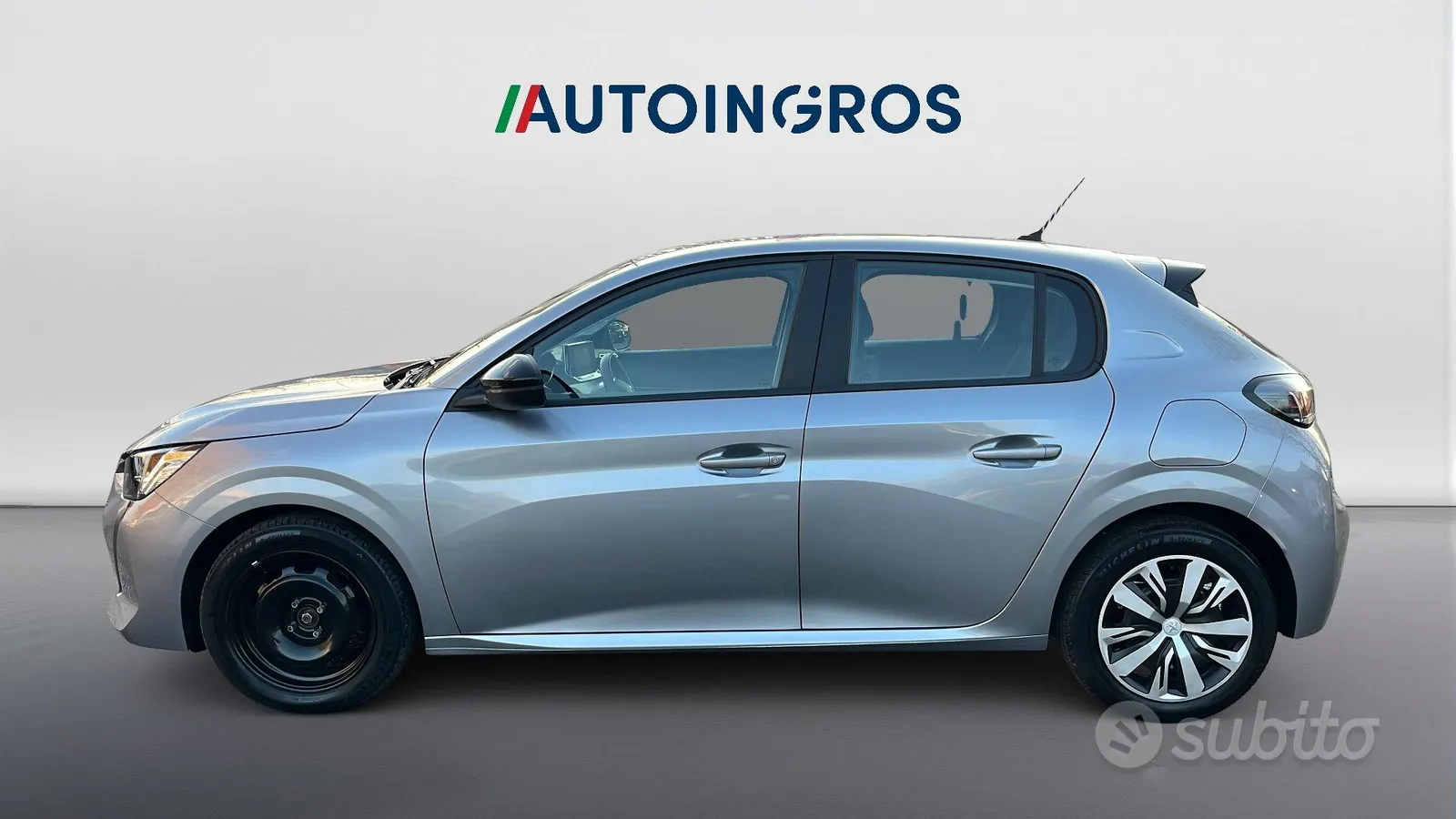 Peugeot 208 2023 photo 2