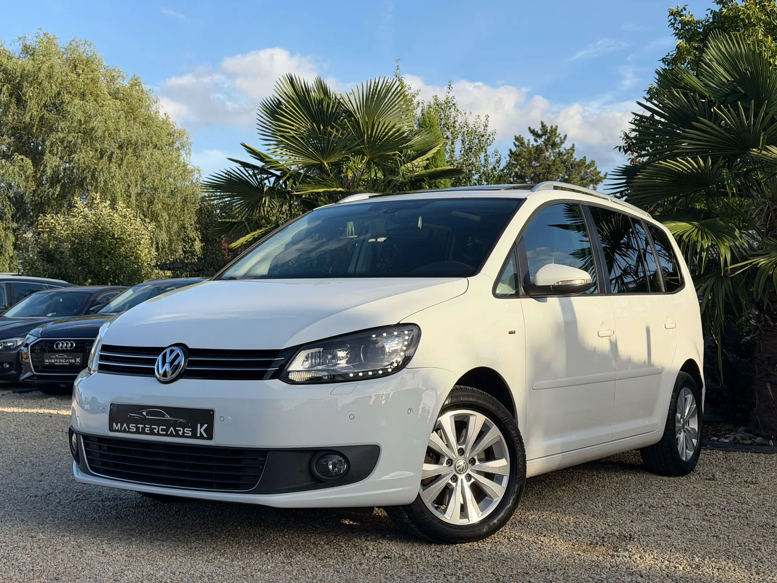Volkswagen Touran 2015 photo 4