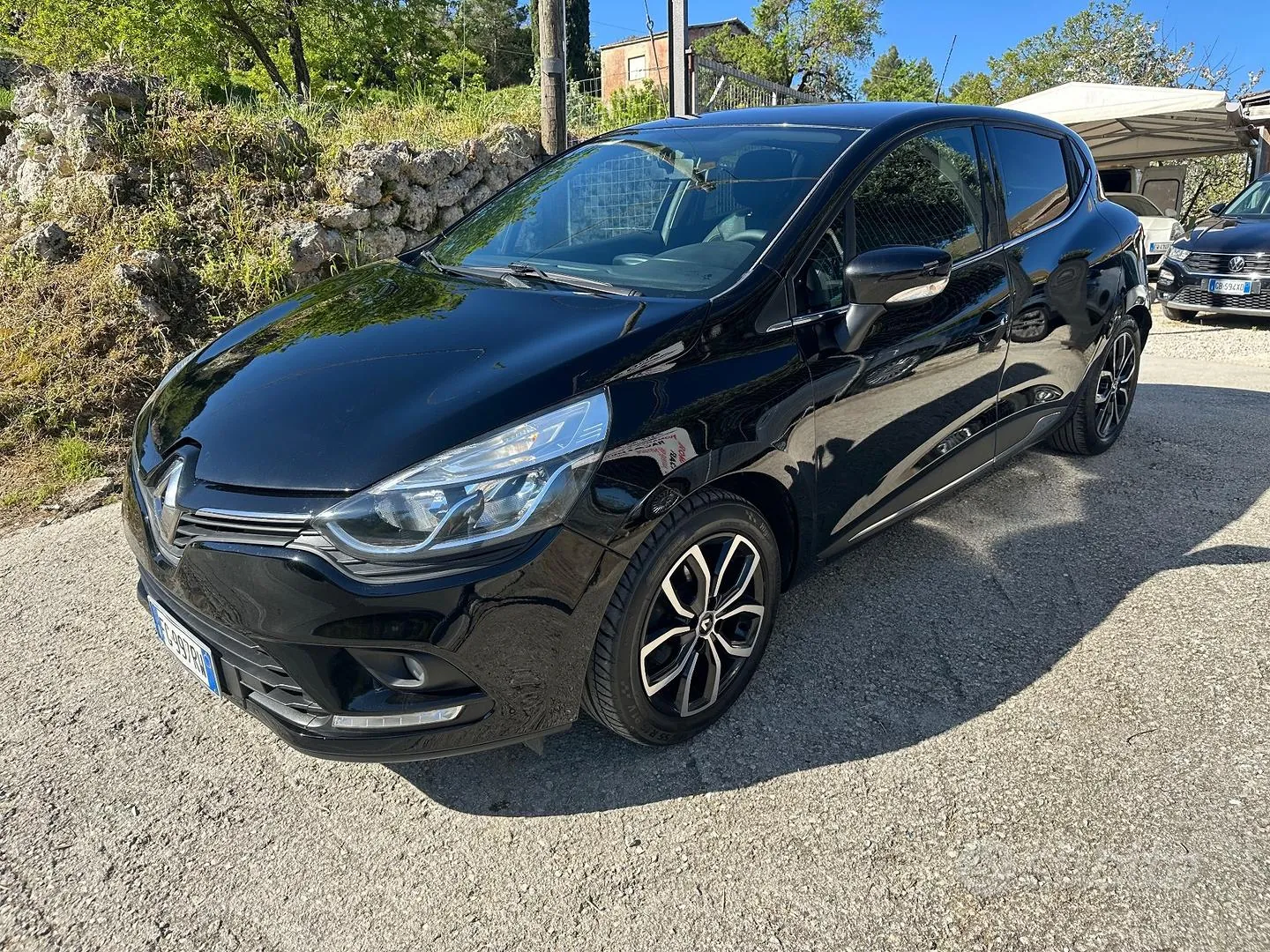 Renault Clio 2016 photo 2