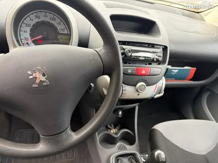 Peugeot 107 2007 photo 5
