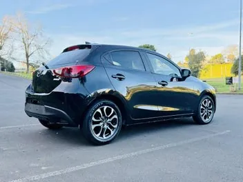 Mazda Demio 2018 photo 4