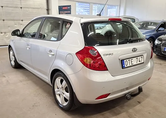 Kia Ceed 2009 photo 5