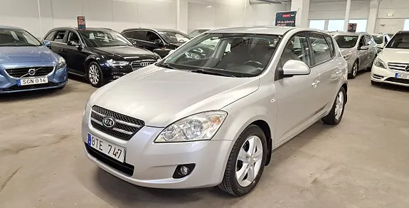Kia Ceed 2009 photo 3