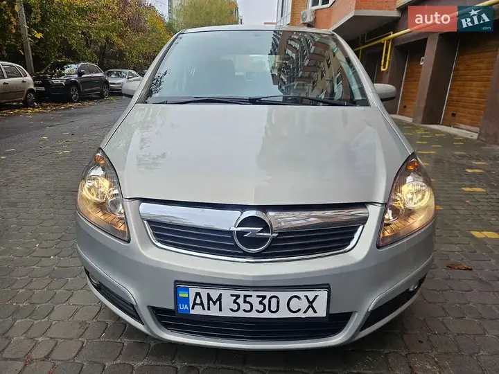 Opel Zafira 2008 photo 4