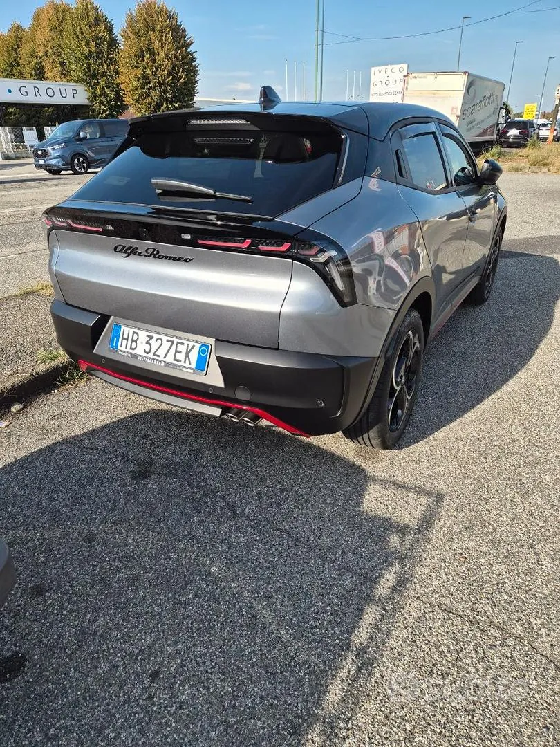 Alfa Romeo Junior 2025 photo 2