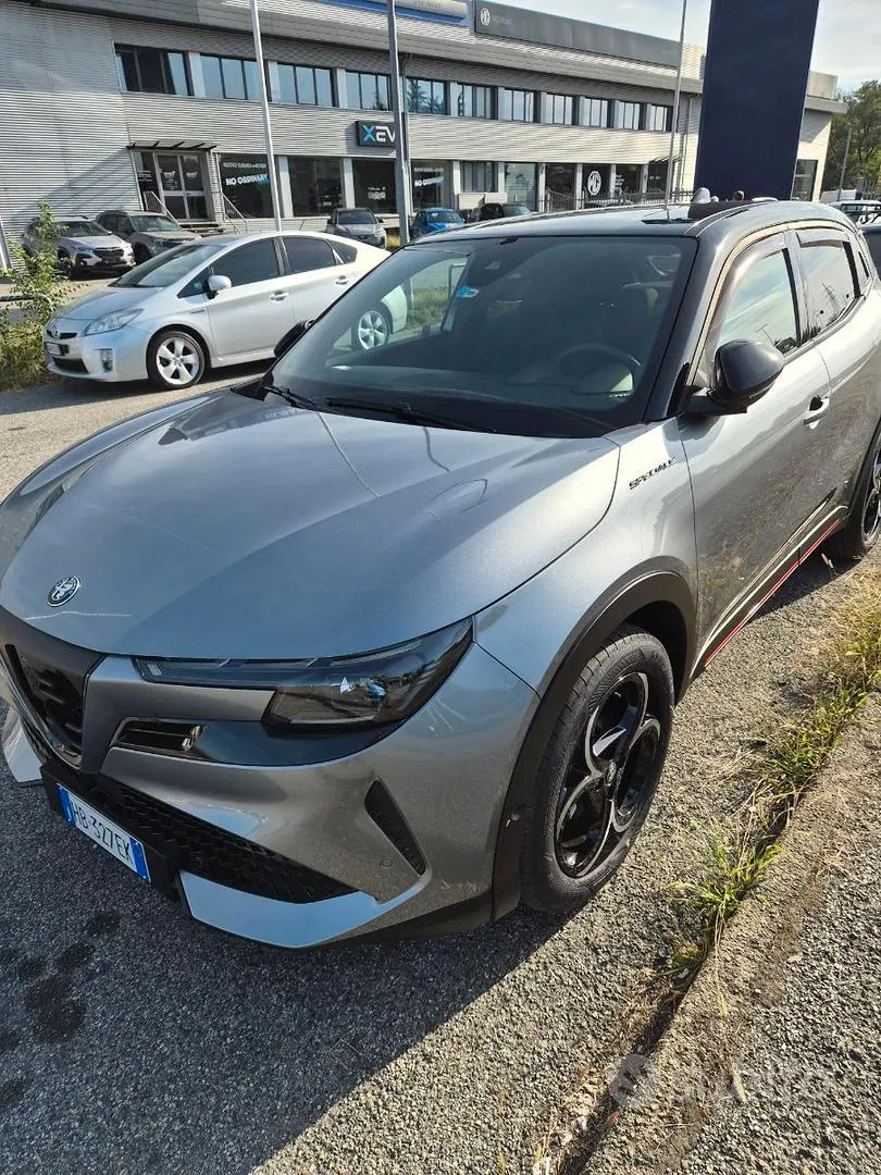 Alfa Romeo Junior 2025 photo 3