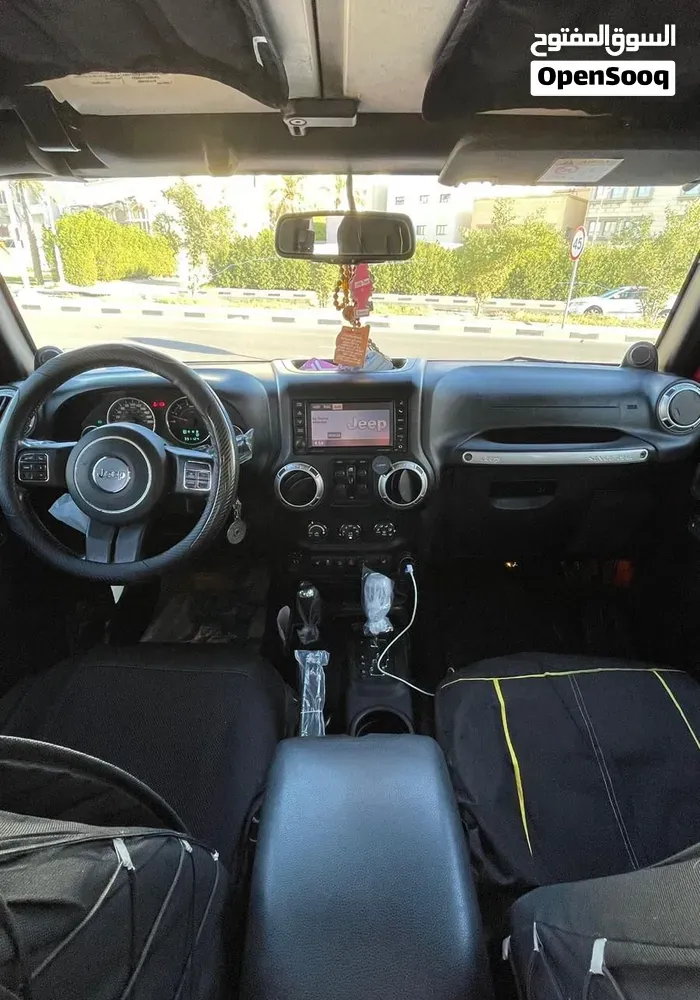 Jeep Wrangler 2013 photo 2