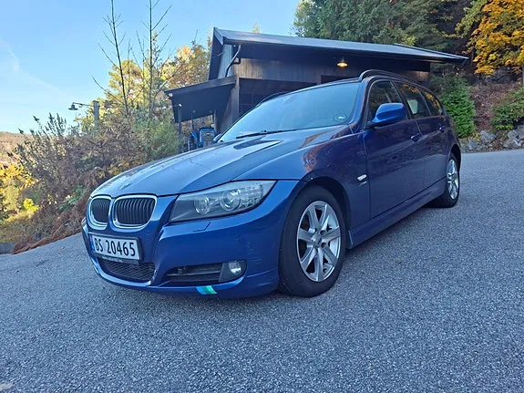 BMW 320D 2009 photo 3