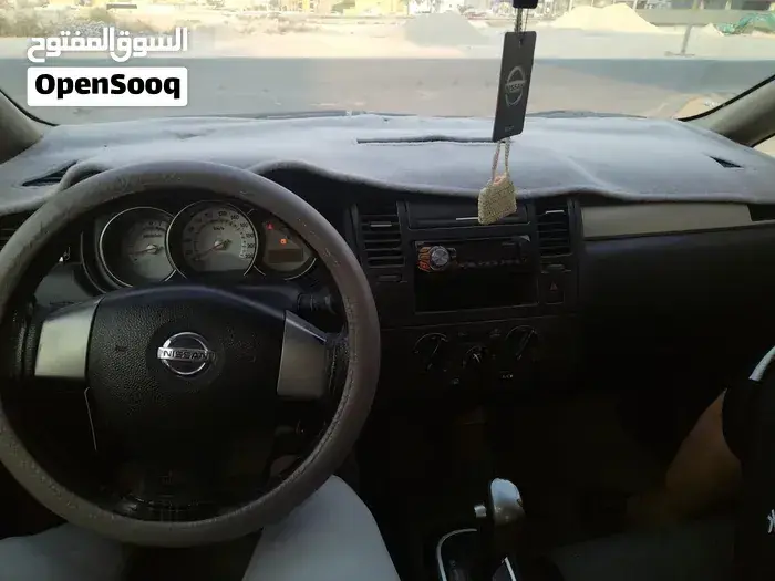 Nissan Tiida 2006 photo 3