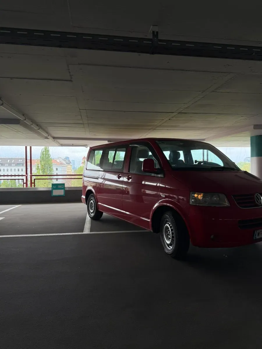 Volkswagen T5 2008 photo 3