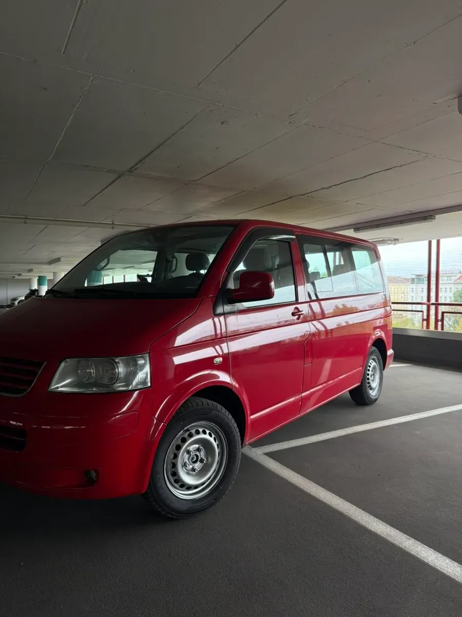 Volkswagen T5 2008 photo 2