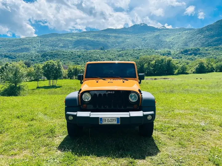 Jeep Wrangler 2013 photo 2