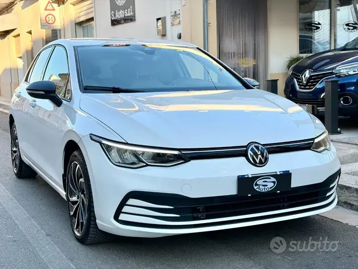 Volkswagen Golf 2021 photo 2