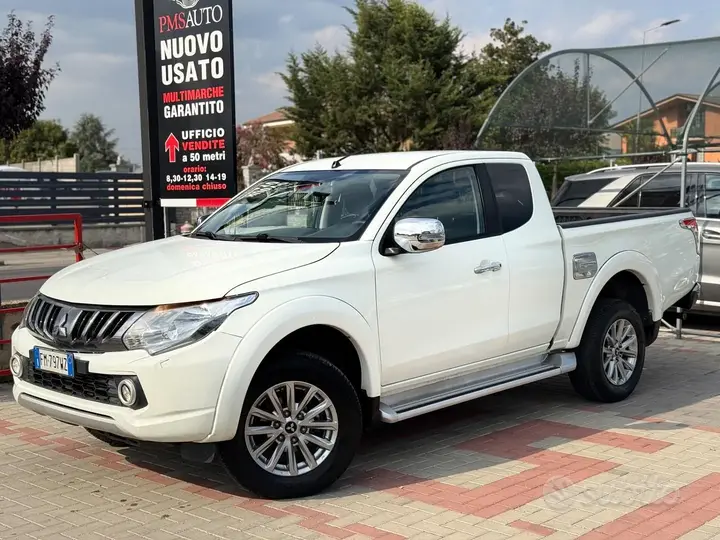 Mitsubishi L200 2018 photo 2