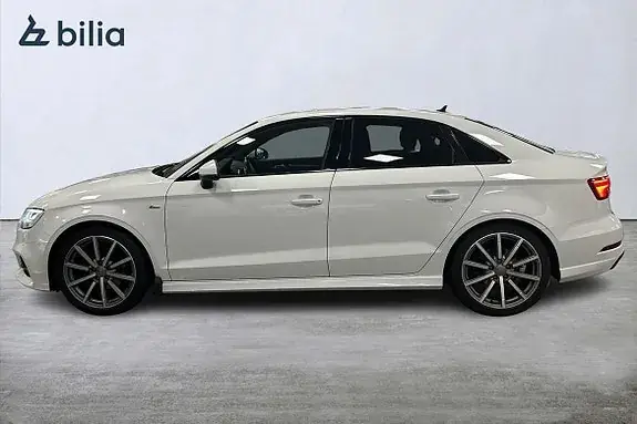 Audi A3 2019 photo 3
