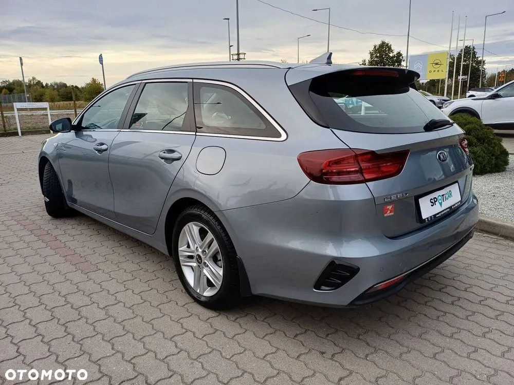 Kia Ceed 2021 photo 4