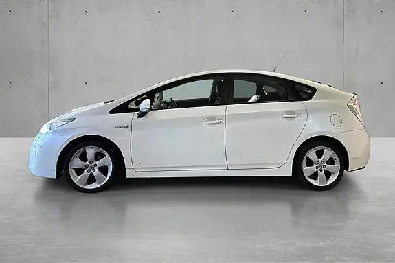 Toyota Prius 2012 photo 5