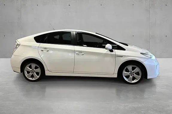 Toyota Prius 2012 photo 4